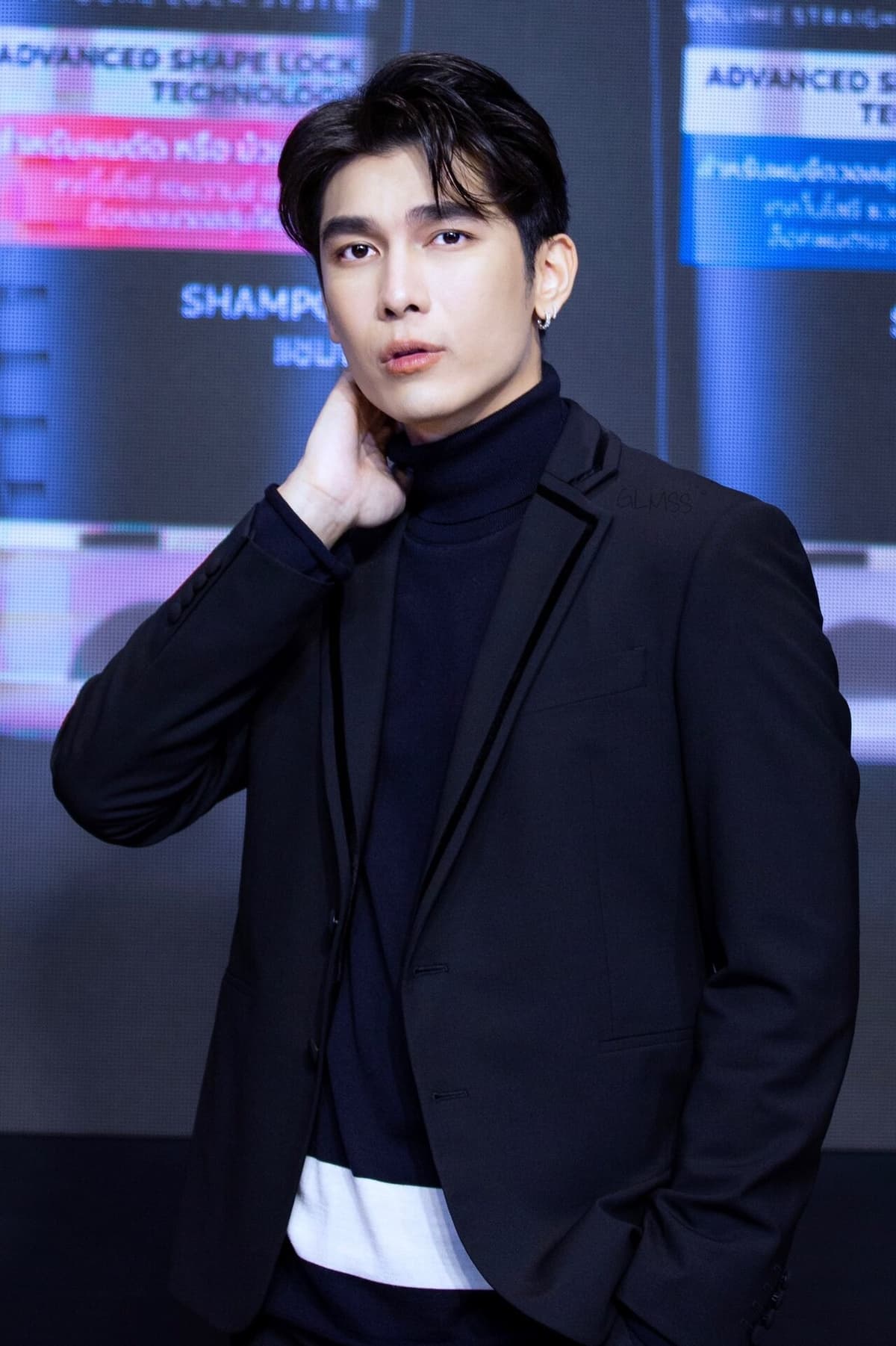 Mew Suppasit