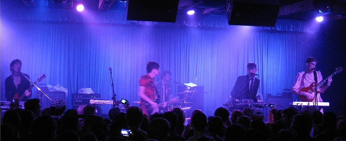 STRFKR