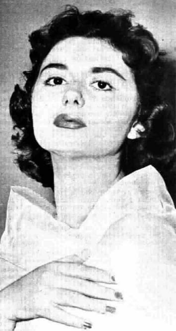 Gloria Christian