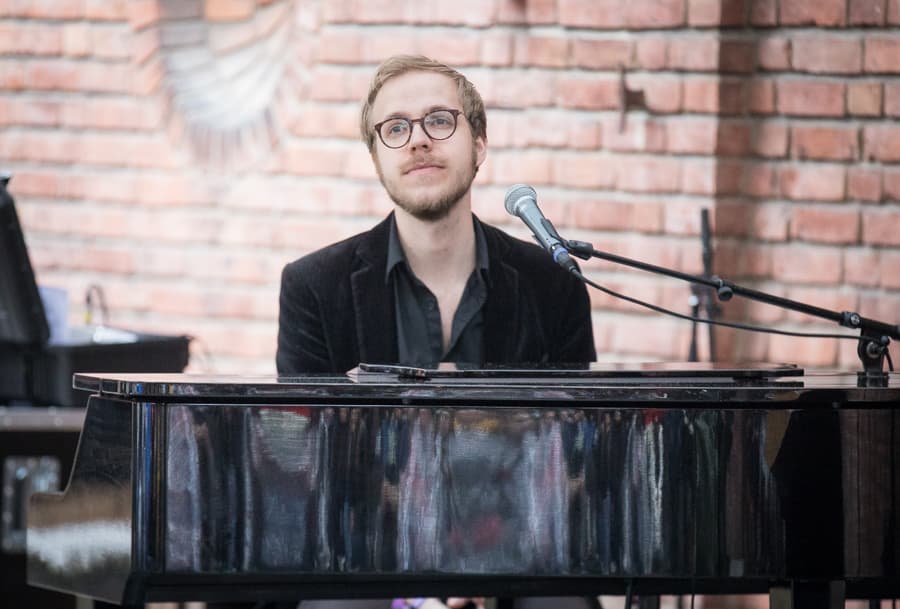 Einar Stray