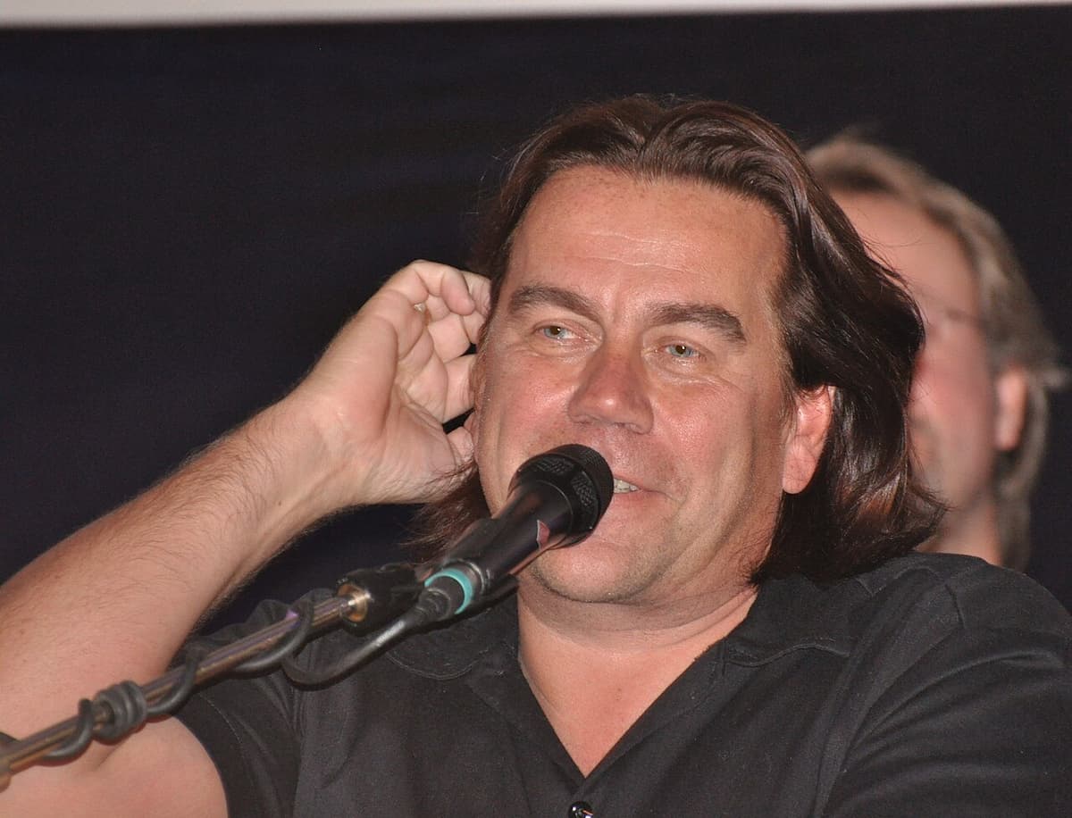 Mikko Kuustonen