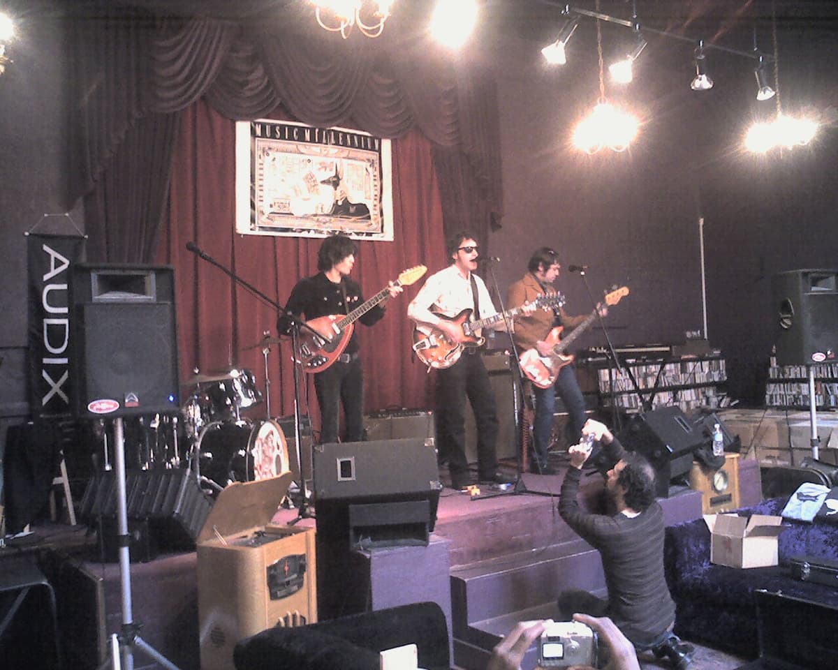 The Lovetones