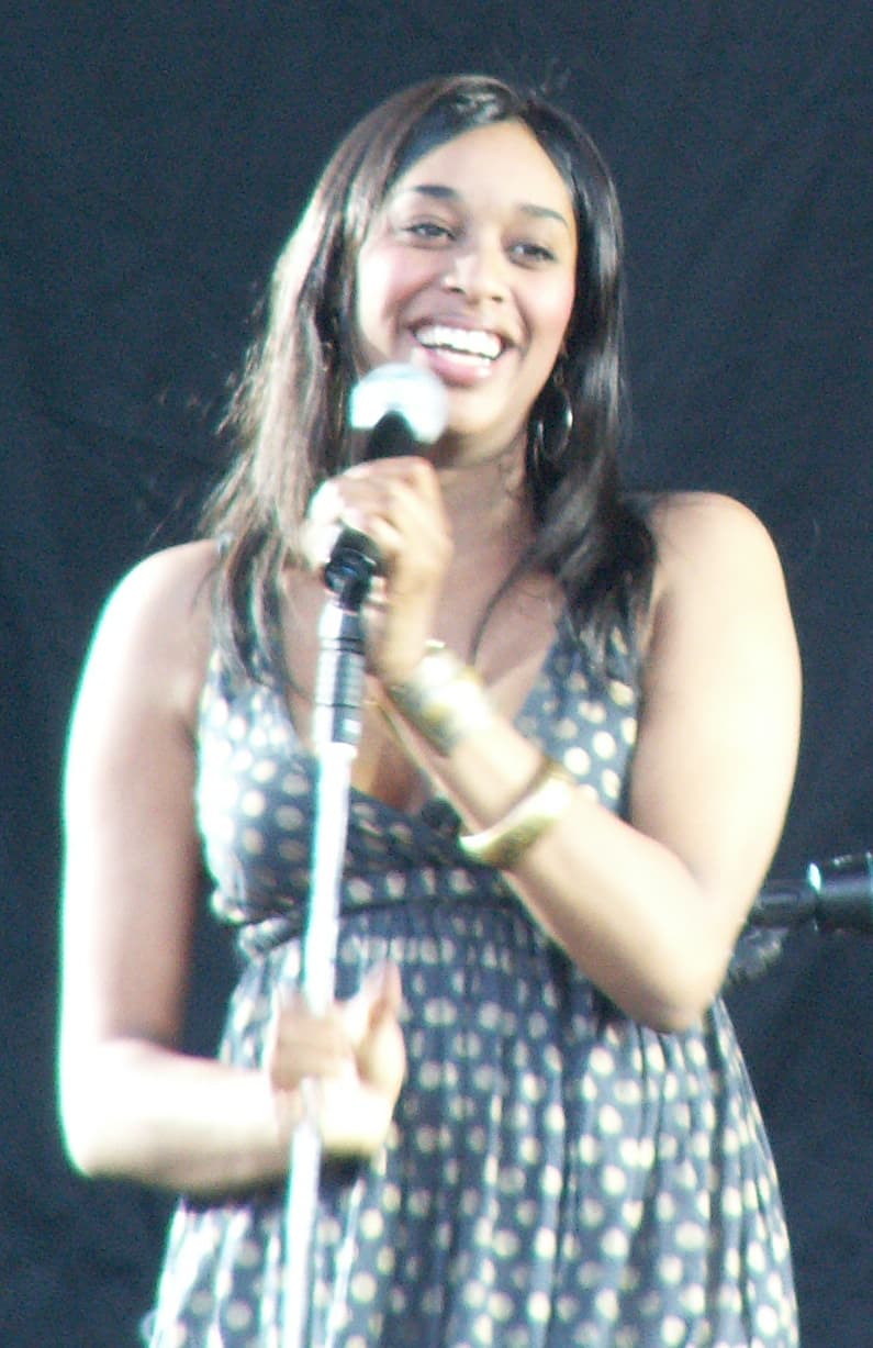 Keisha White