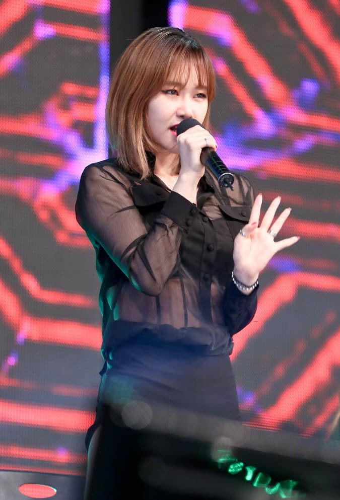 YEZI