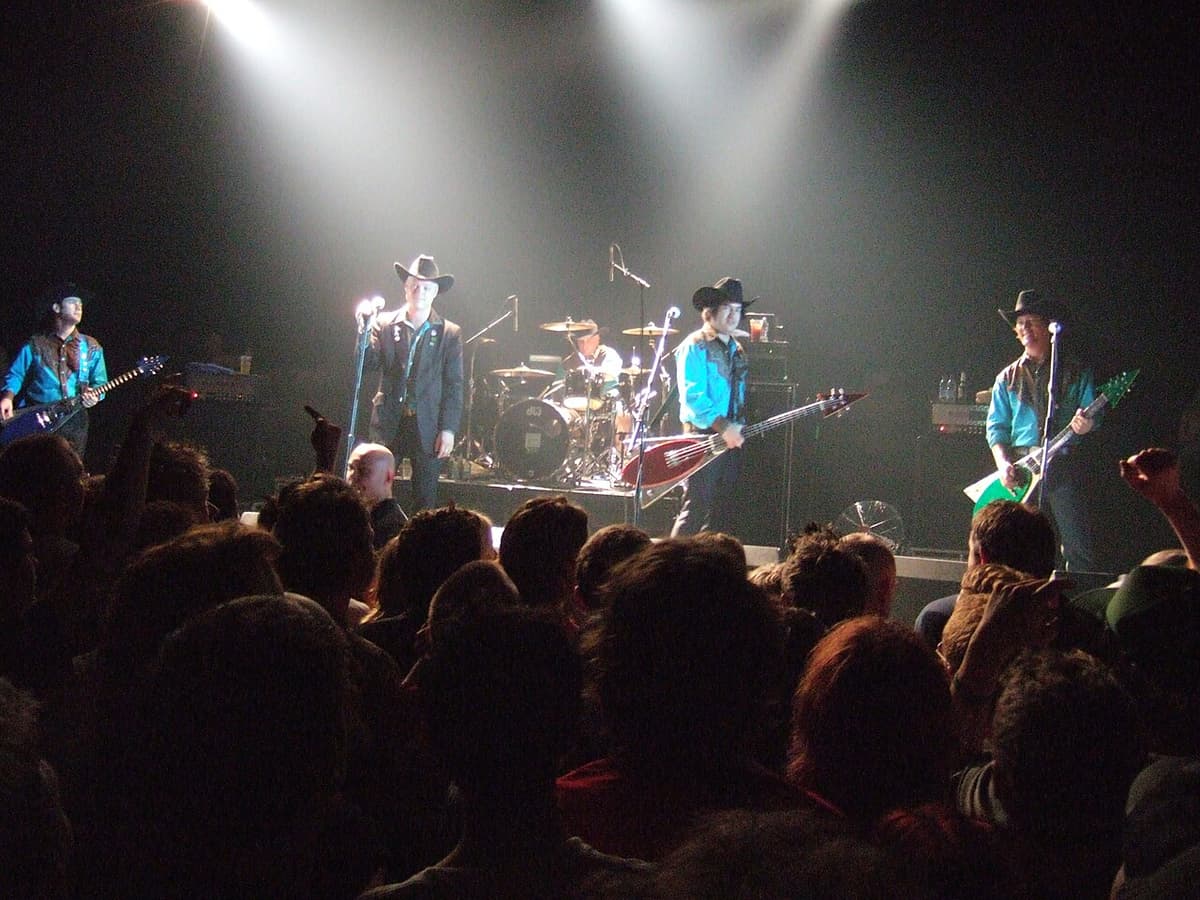 Me First and the Gimme Gimmes