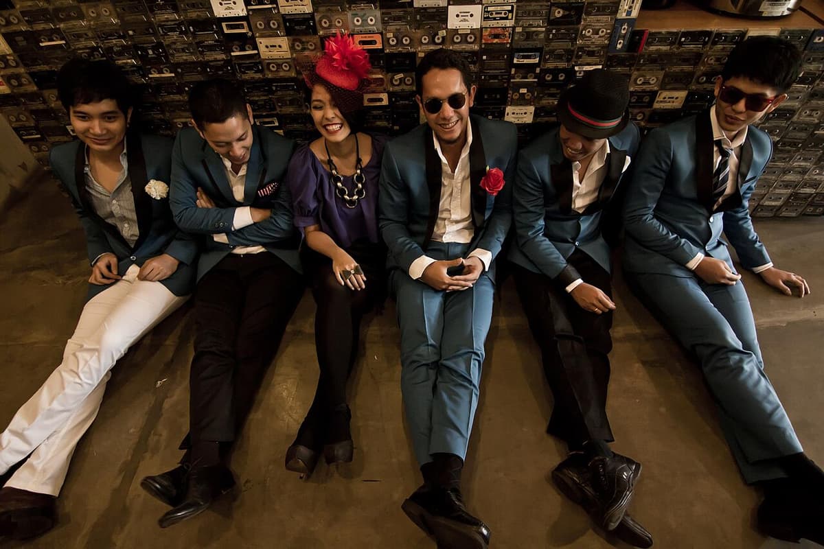 Maliq & D'Essentials