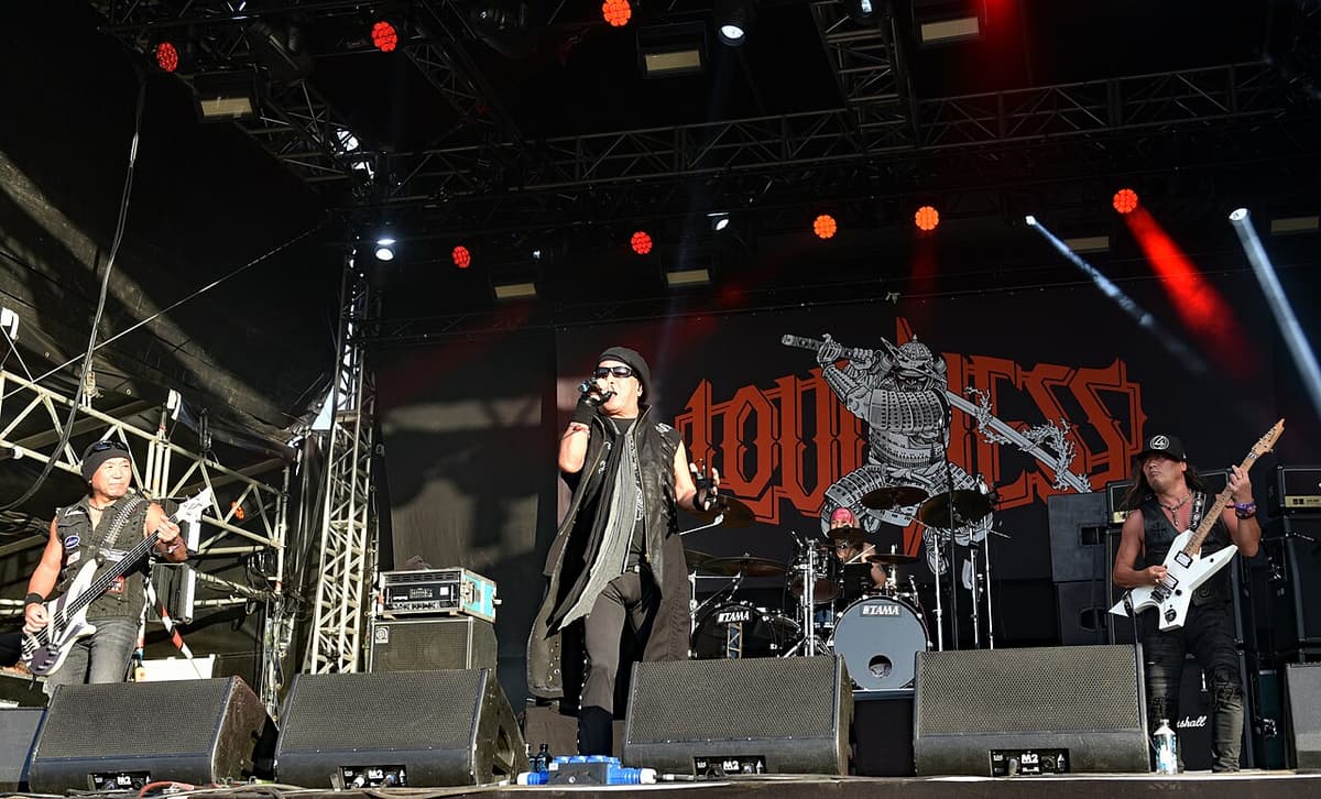 LOUDNESS