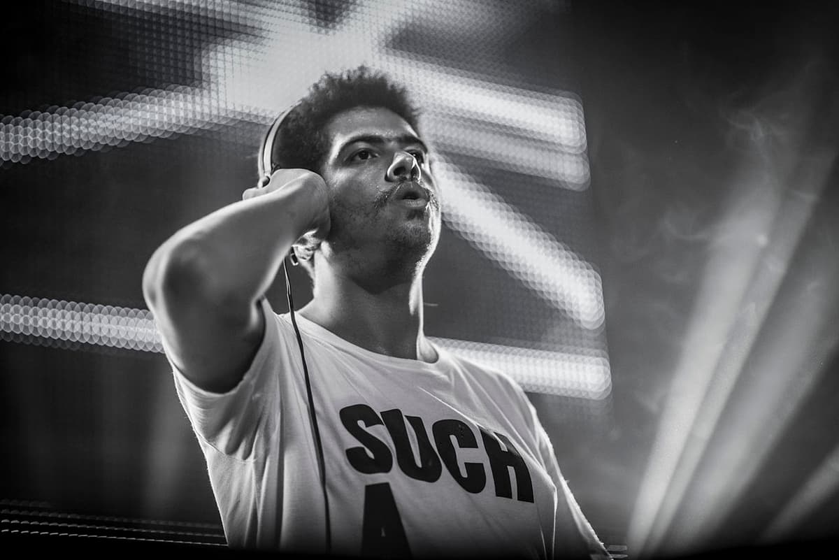 Seth Troxler