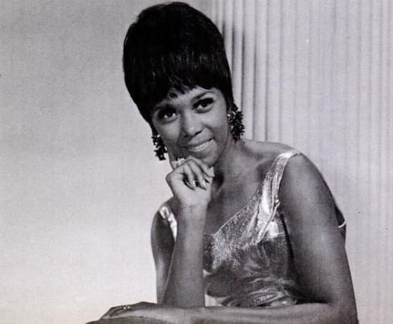 Dee Dee Sharp