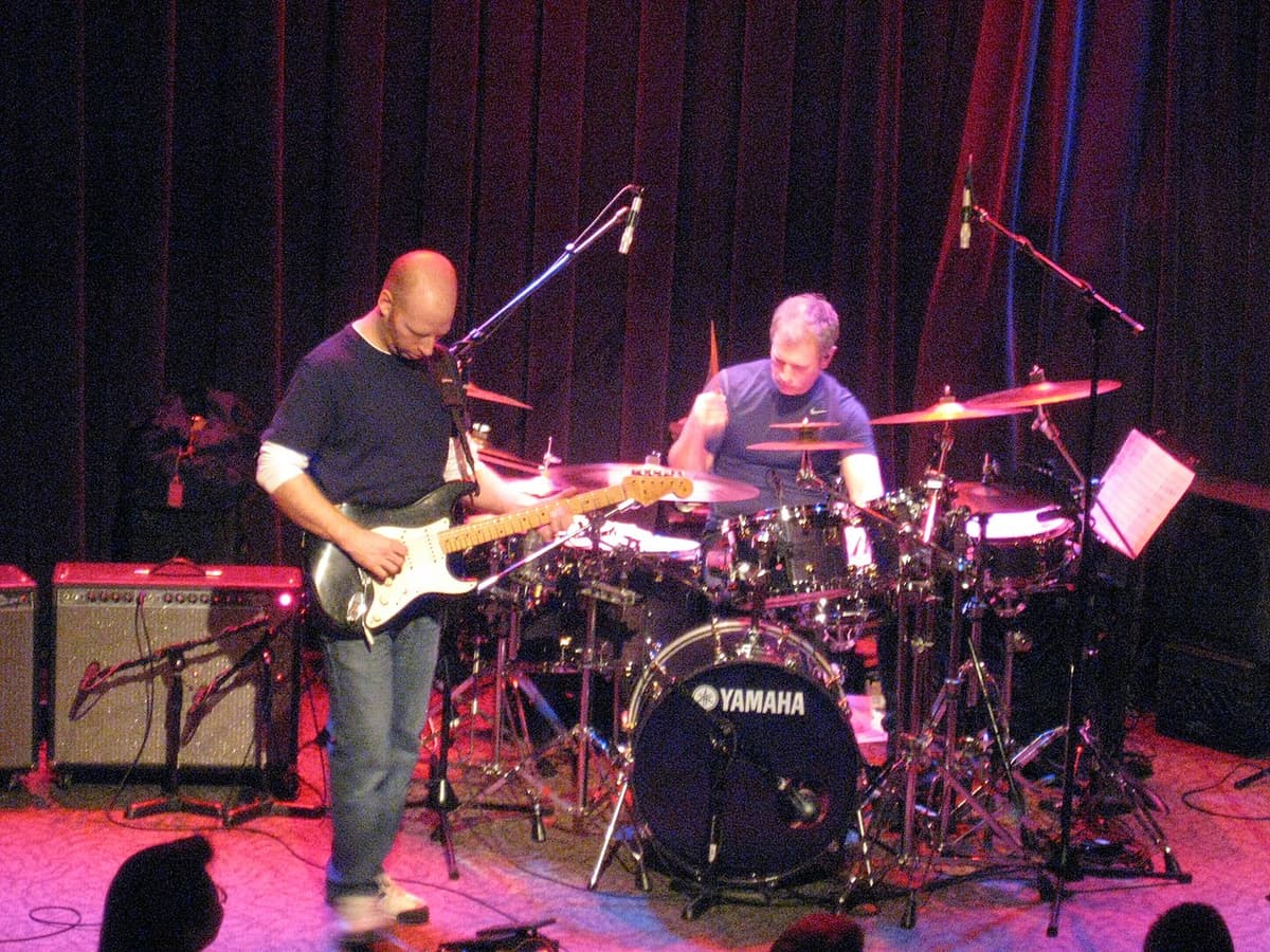 Oz Noy