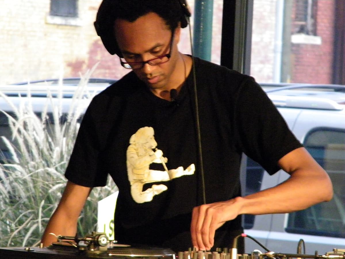 DJ /rupture