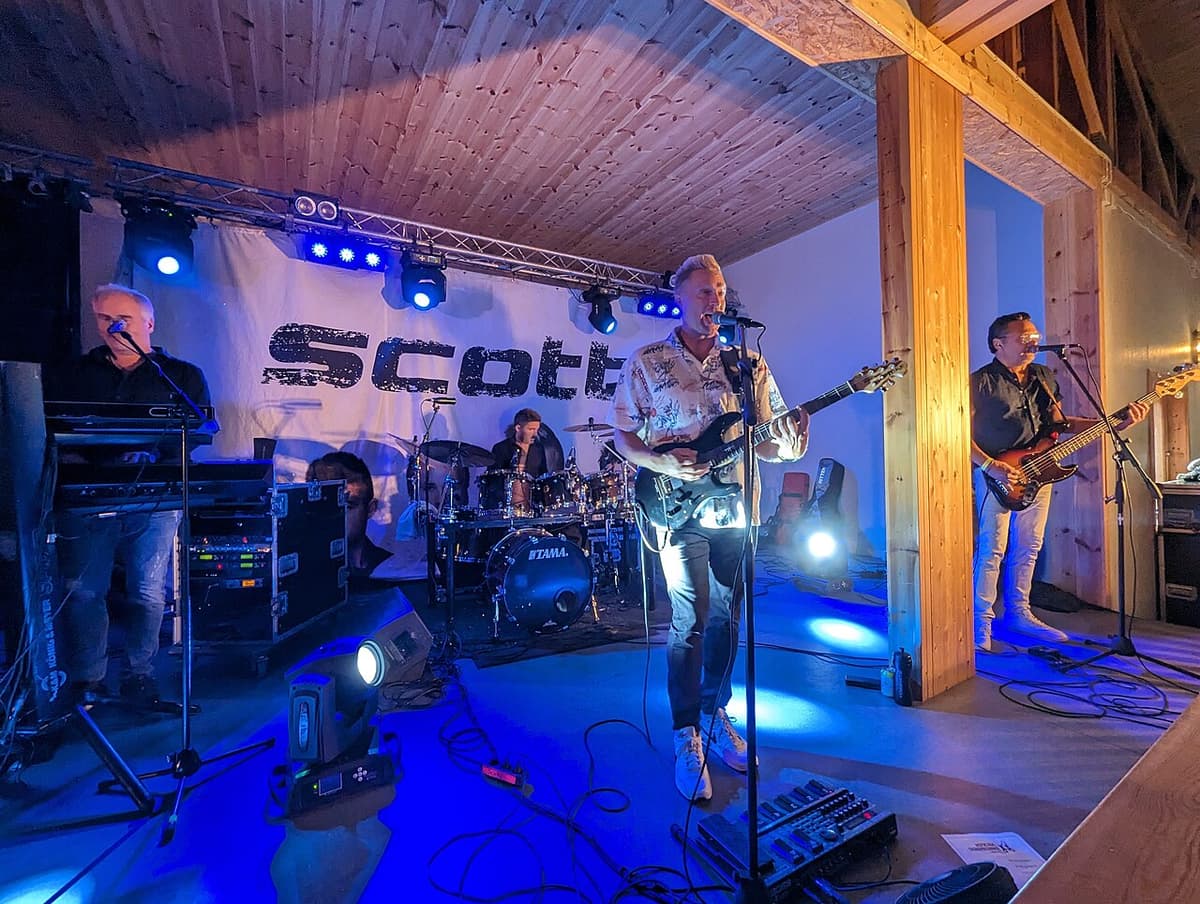 Scotts