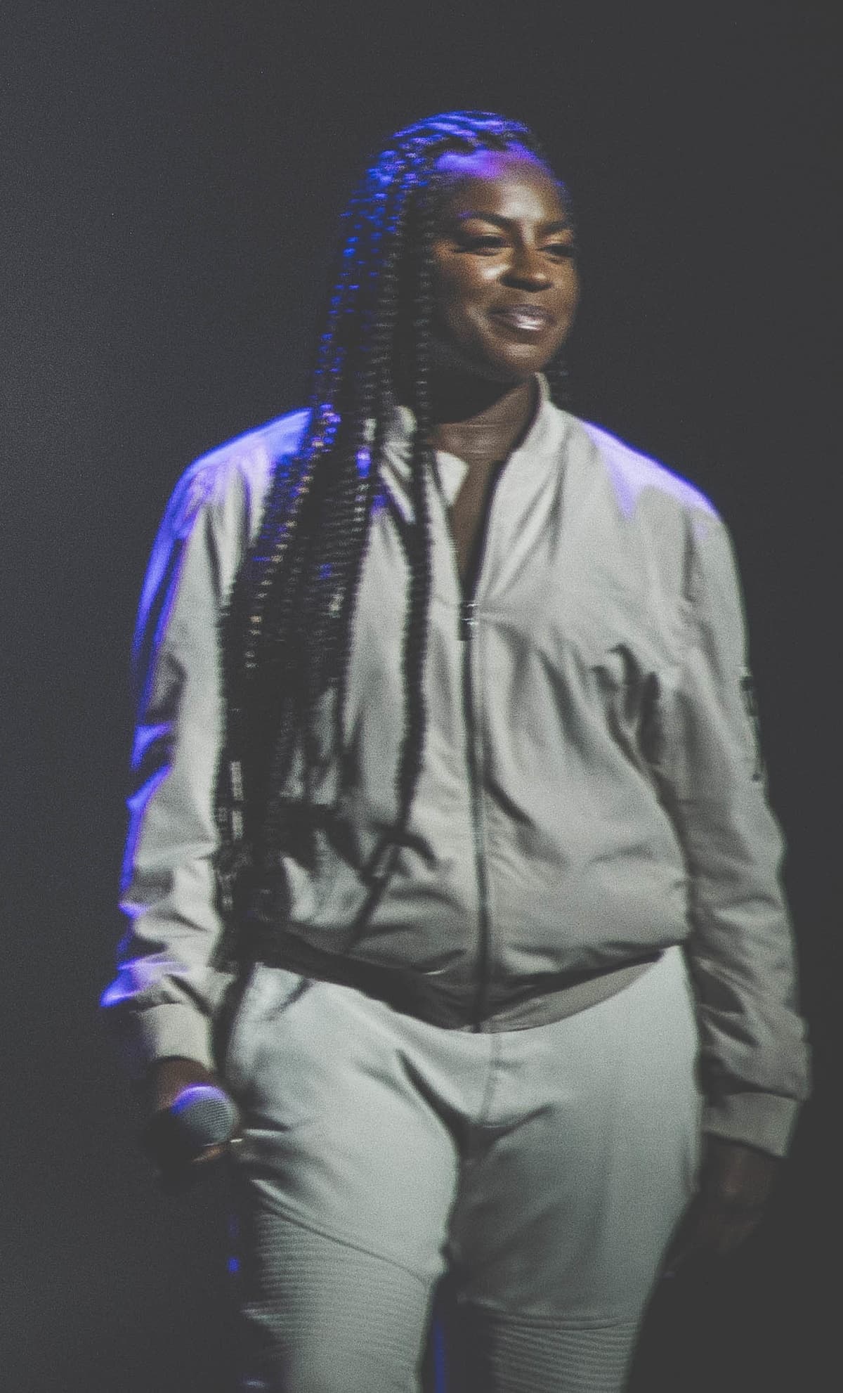 Ester Dean