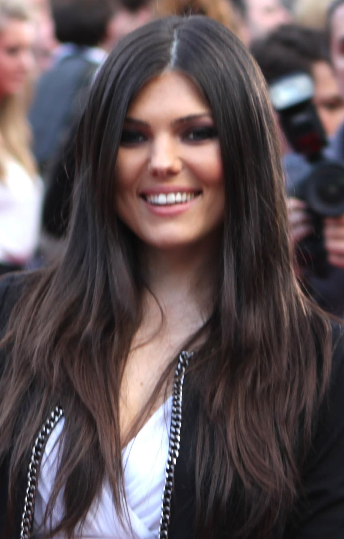 Paula Seling