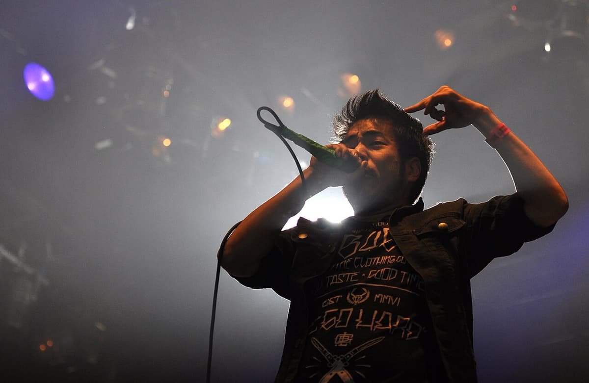Crossfaith