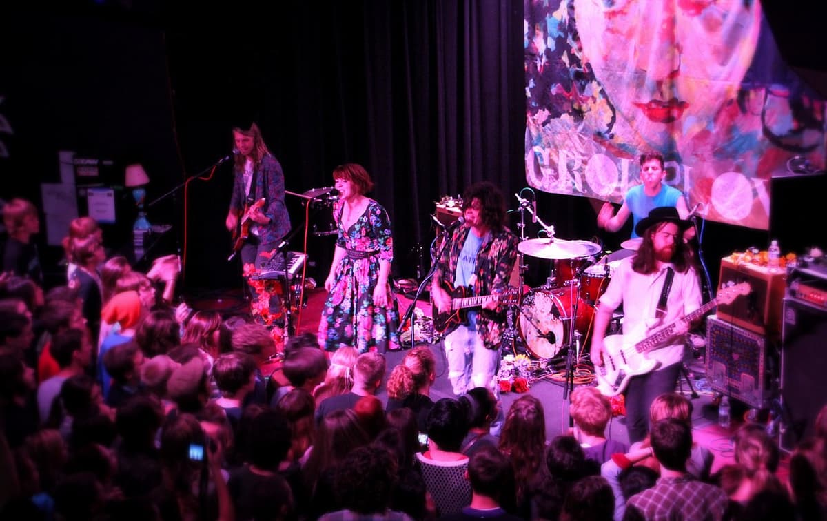 Grouplove