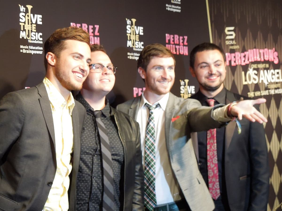 WALK THE MOON