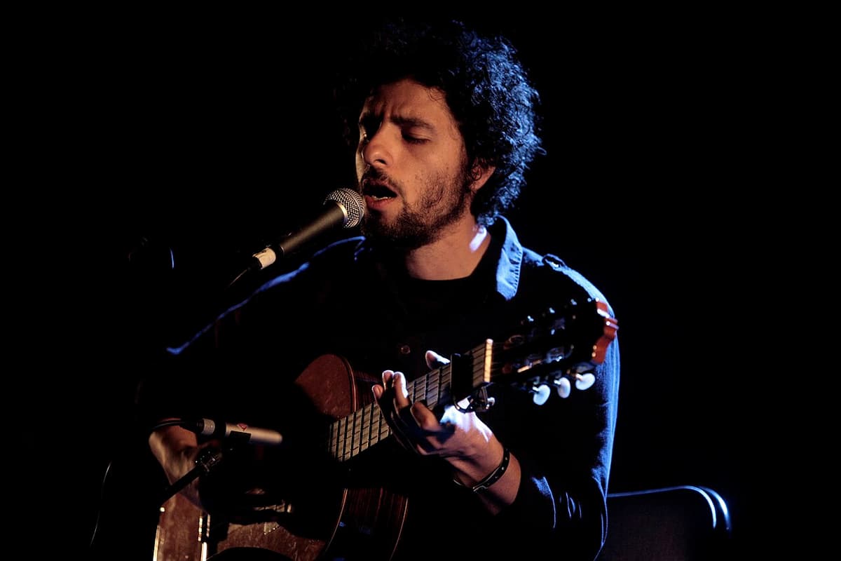 José González