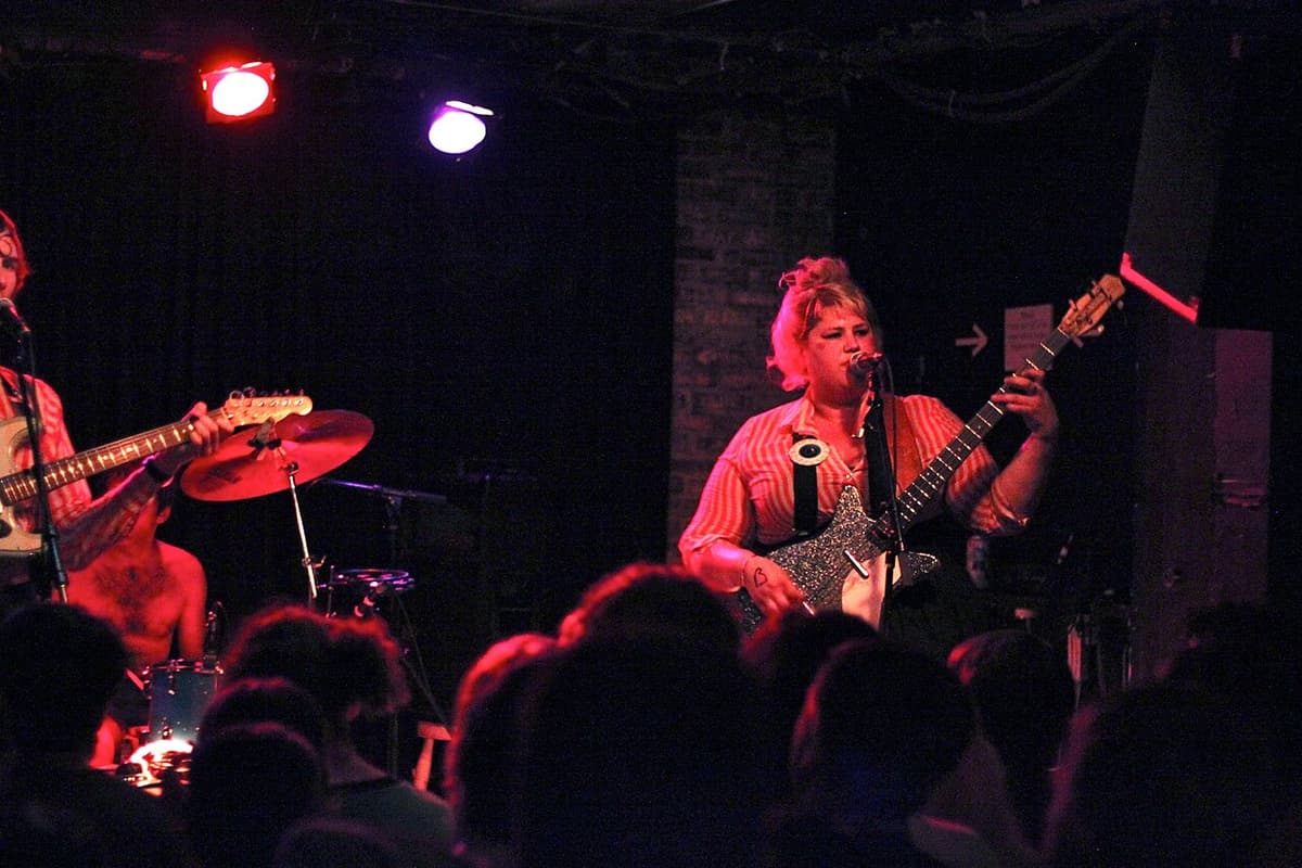 Shannon and the Clams