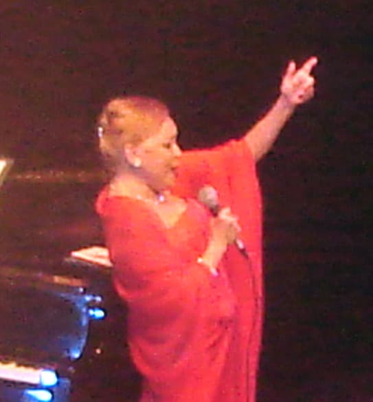 Claudette Soares