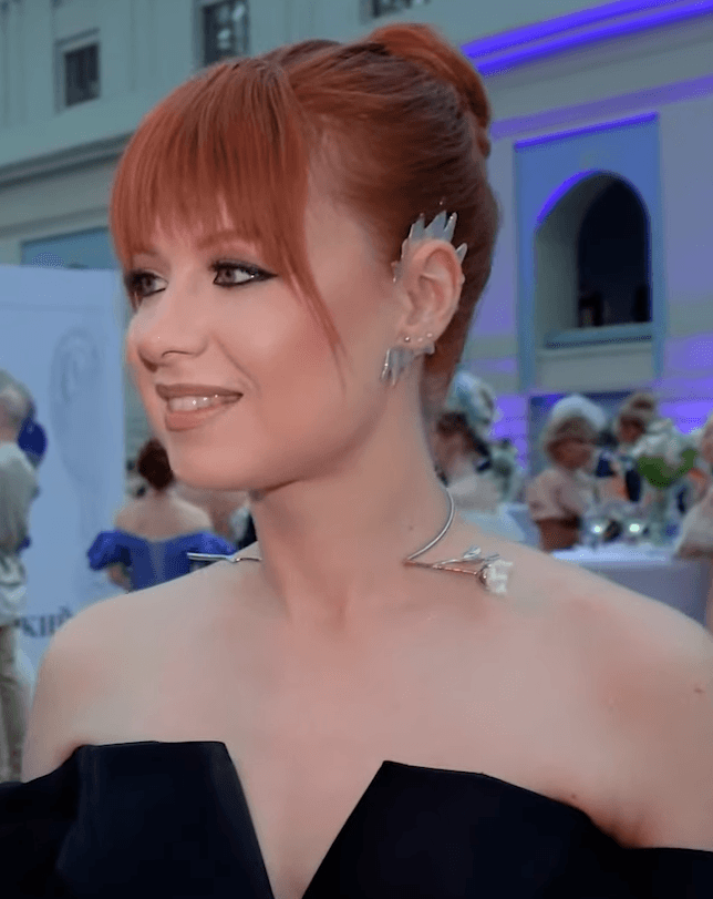 Юлия Савичева