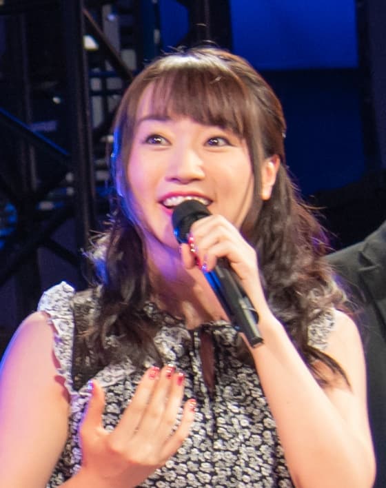 水樹奈々